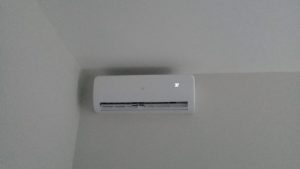 digital white aircon